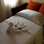 阿里亚斯酒店